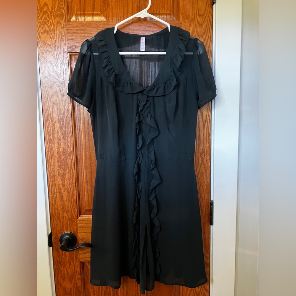 Soft Flowy Black Dress